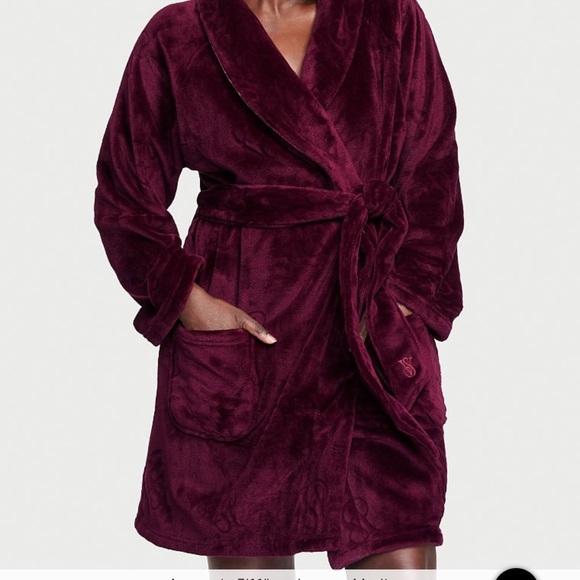 Cozy Robe - Picture 3 of 5